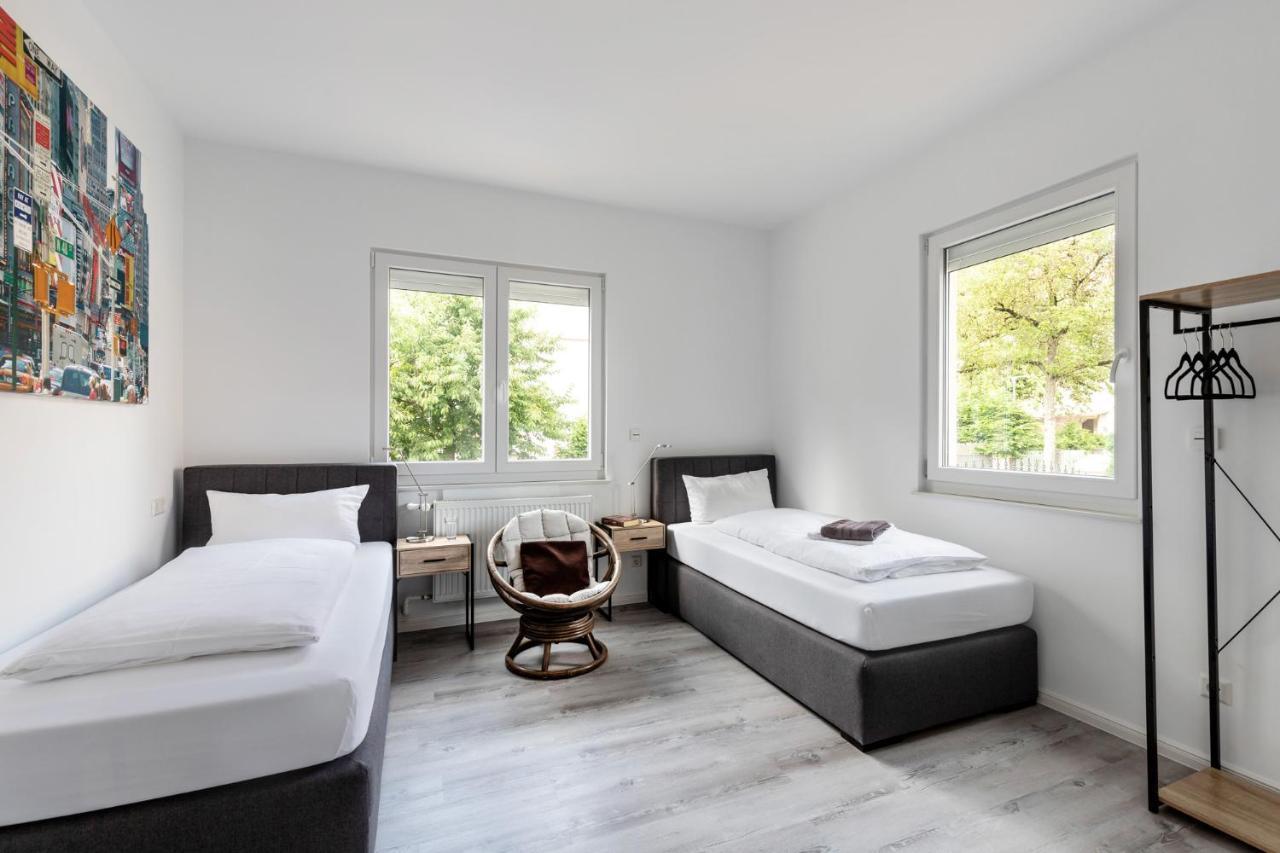 Primera Zimmer Mit Gemeinschaftsbad Singen Exterior photo