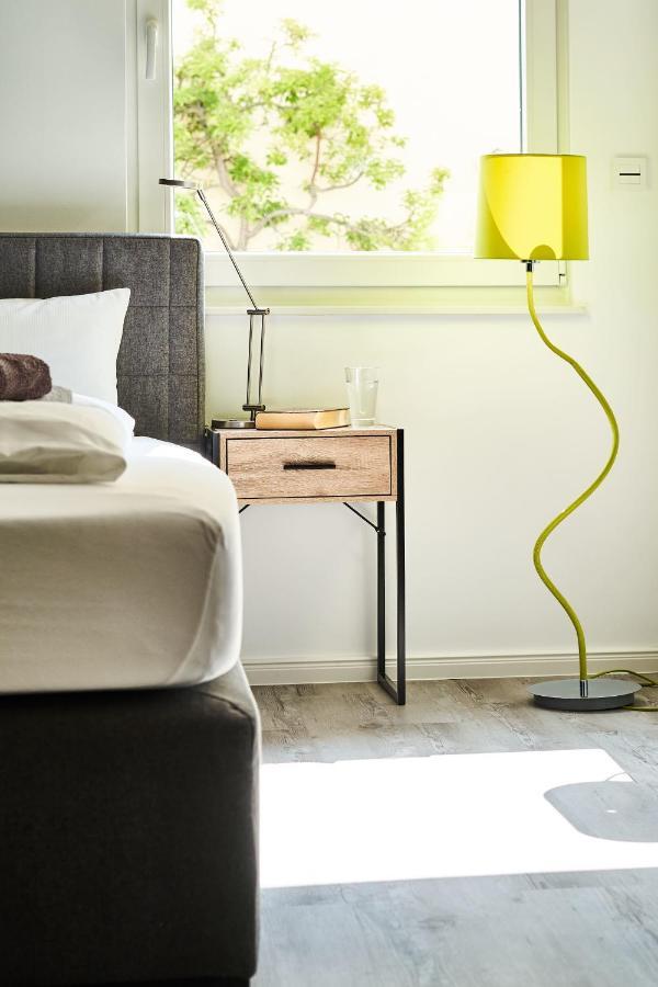 Primera Zimmer Mit Gemeinschaftsbad Singen Exterior photo