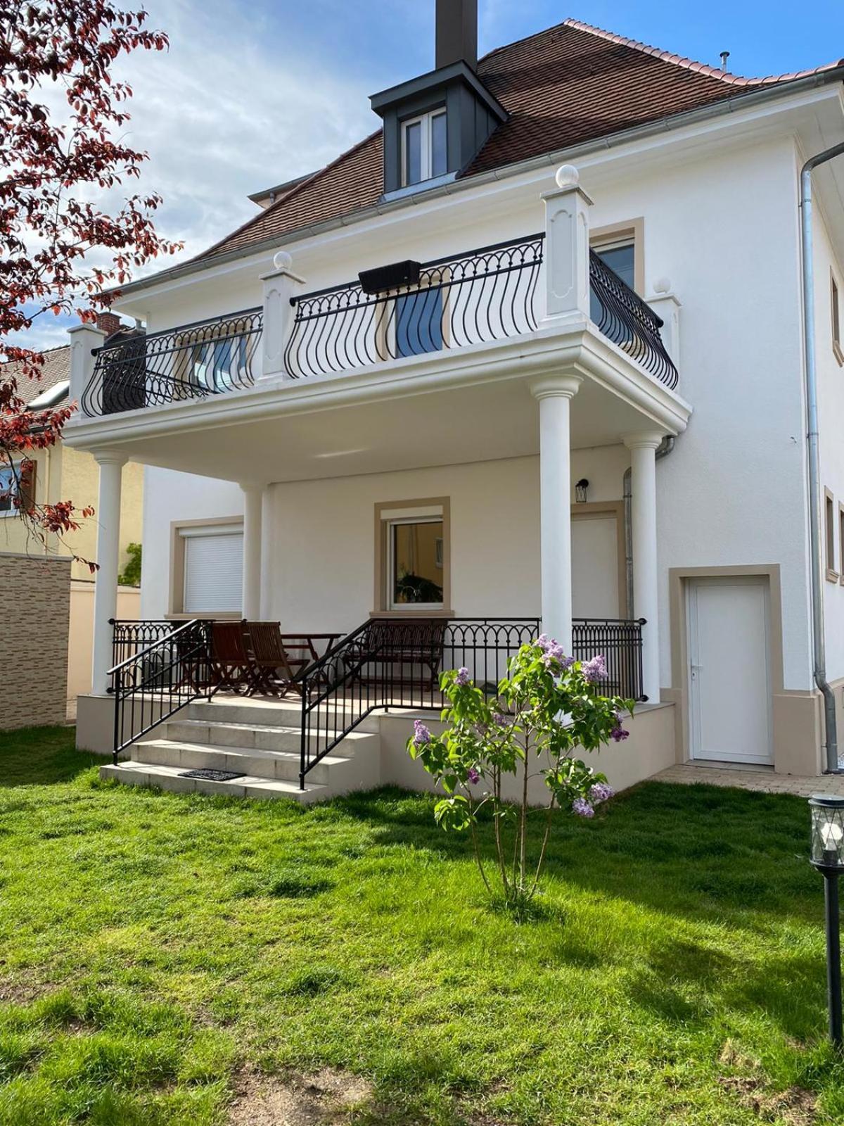 Primera Zimmer Mit Gemeinschaftsbad Singen Exterior photo