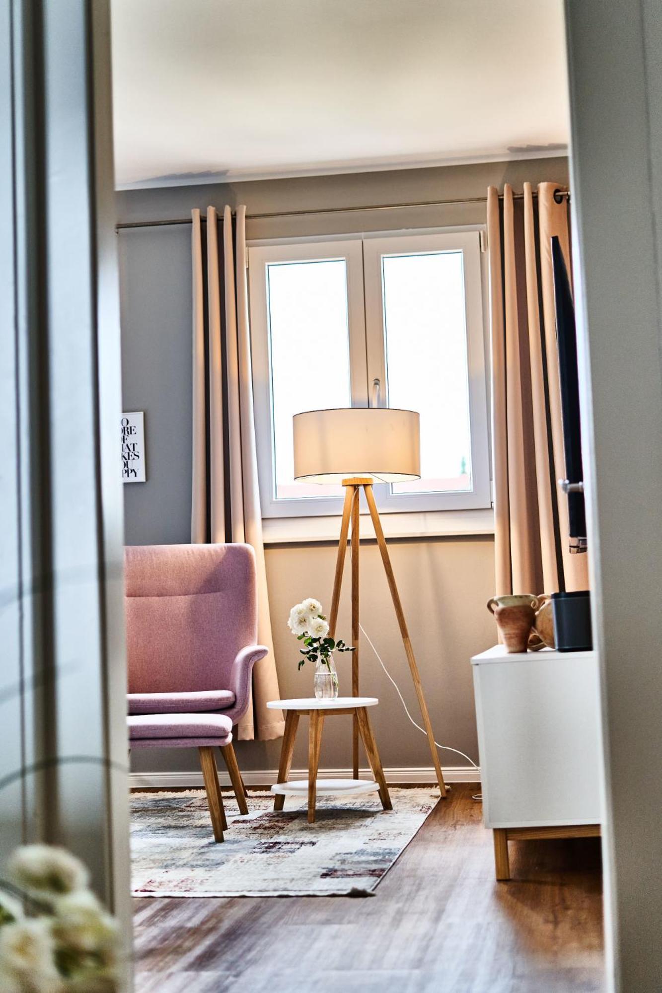Primera Zimmer Mit Gemeinschaftsbad Singen Exterior photo