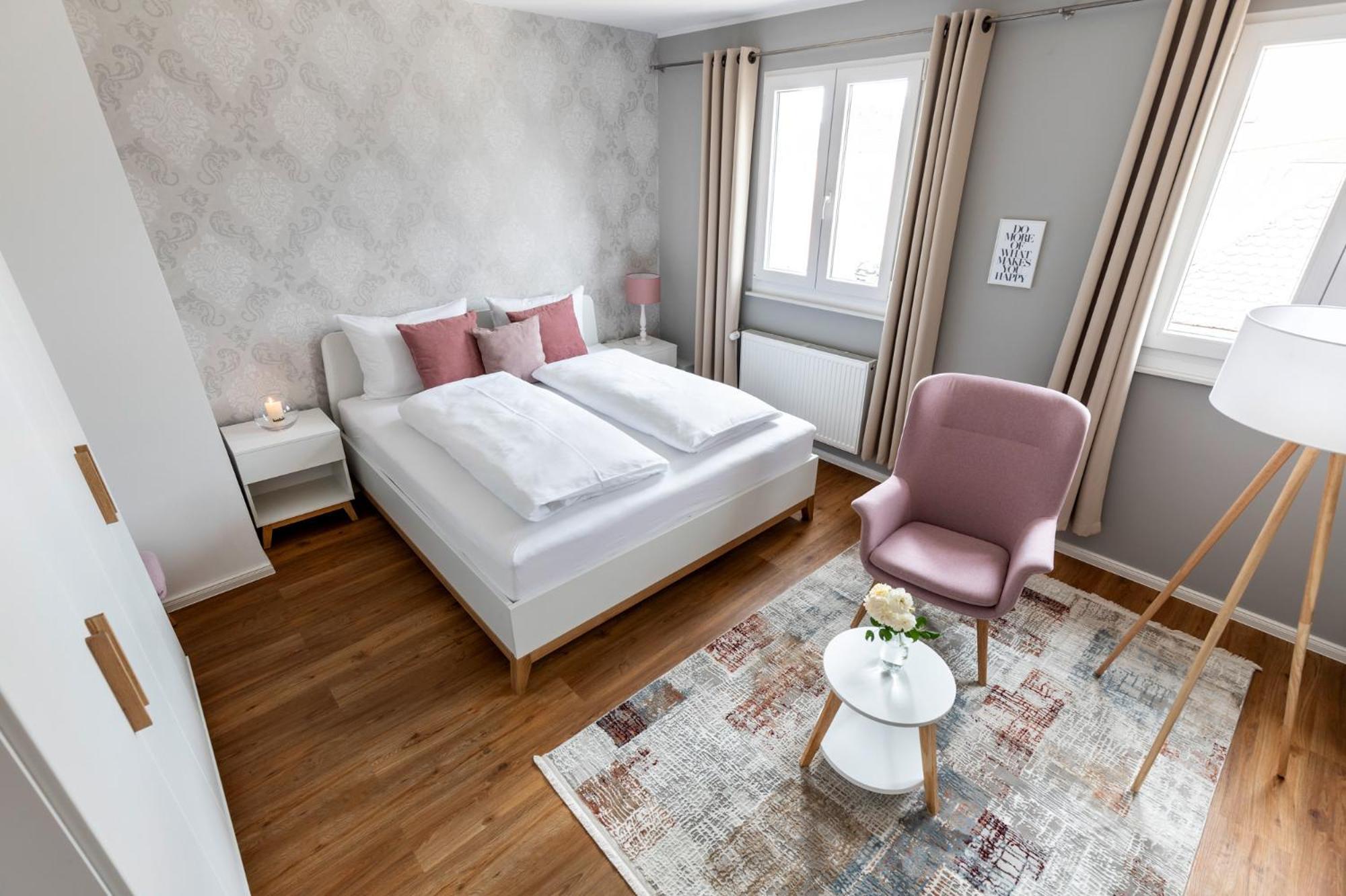 Primera Zimmer Mit Gemeinschaftsbad Singen Exterior photo