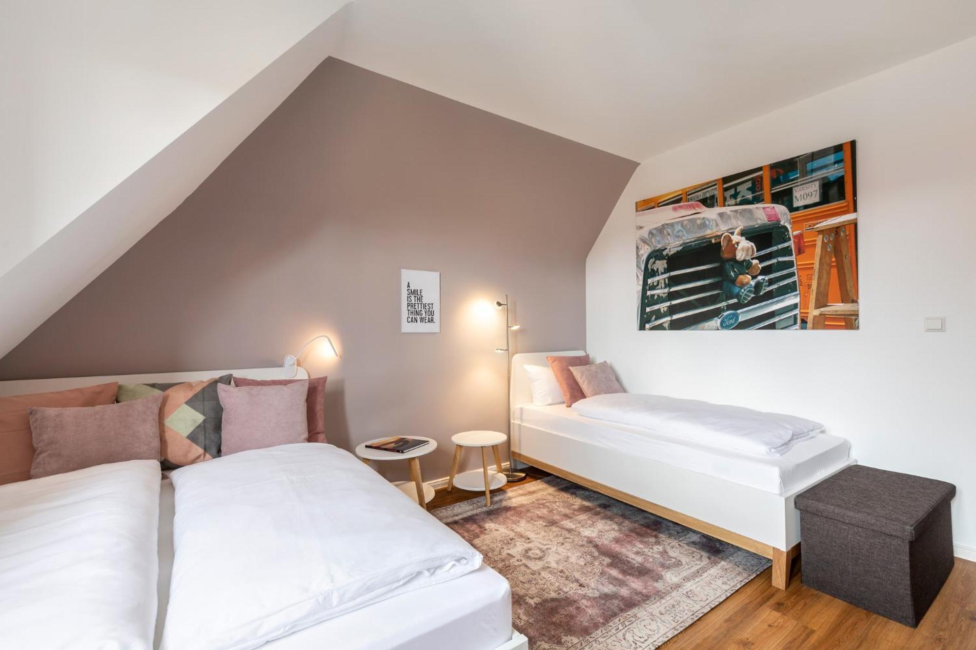Primera Zimmer Mit Gemeinschaftsbad Singen Exterior photo